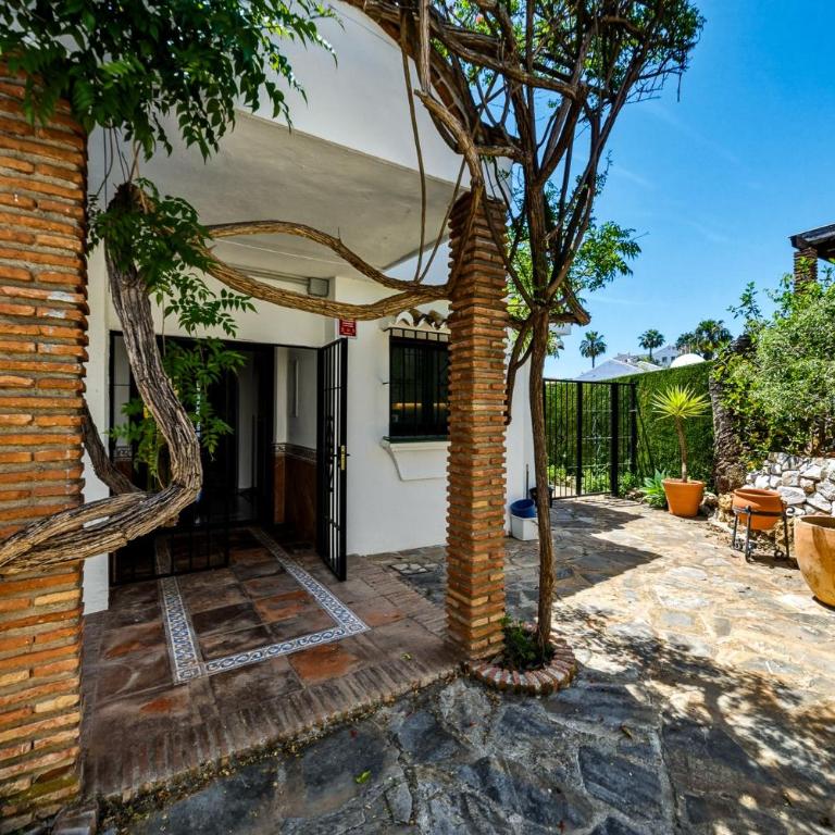 W12 Andalusian style villa with sea views - Villa mit privatem Pool - 24