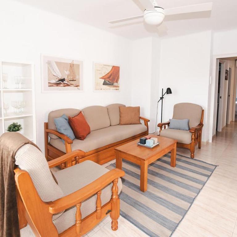 Agradable y tranquilo apto a 500m de la playa - Apartamento con terraza - 23