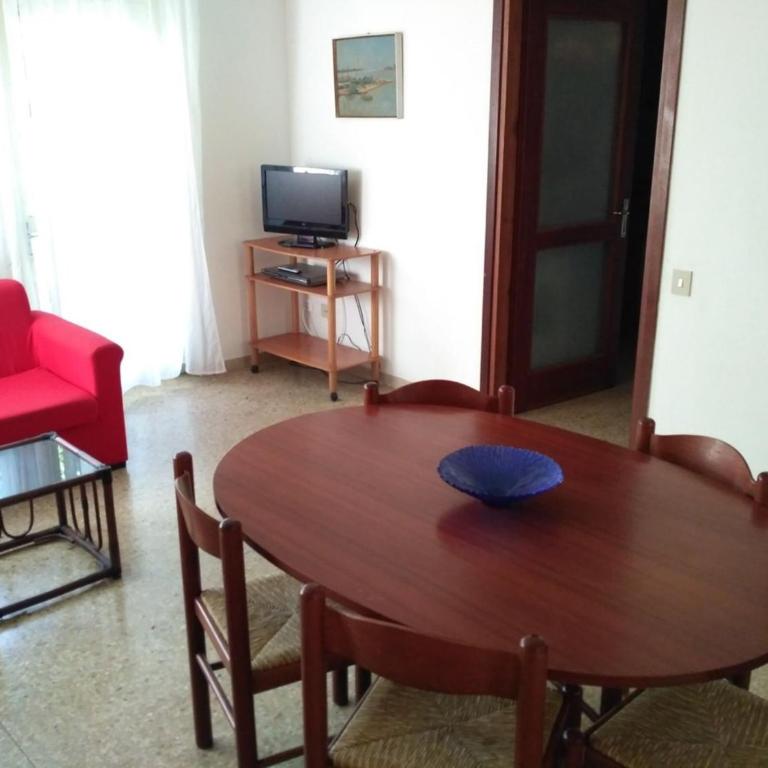 Spacious central flat perfect for groups - Appartamento - 10