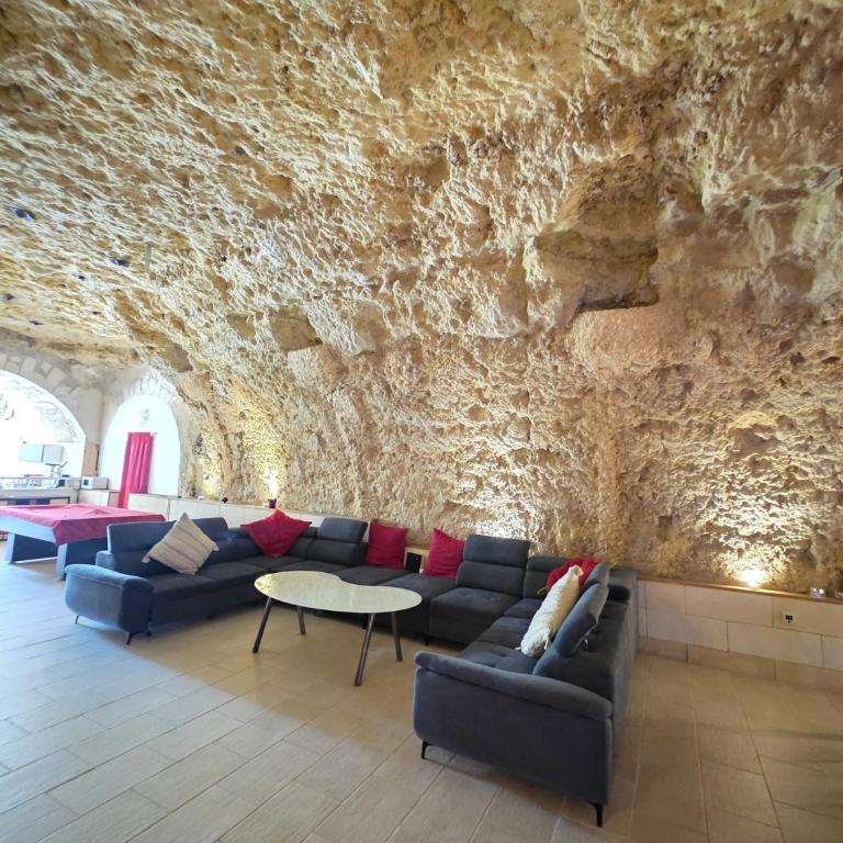 Chambres d'Hôtes Troglodytes Le Clos de L'Hermitage - Petite Chambre Double - 2