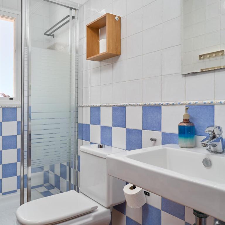 Apartamentos Nerjaluna - Studio with Terrace - 13