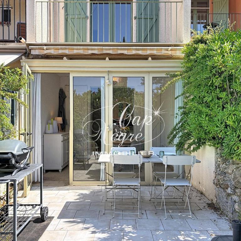 Mazet T3 duplex 4 pers avec terrasse résidence avec piscine a Pramousquier - Duplex Apartment - 28
