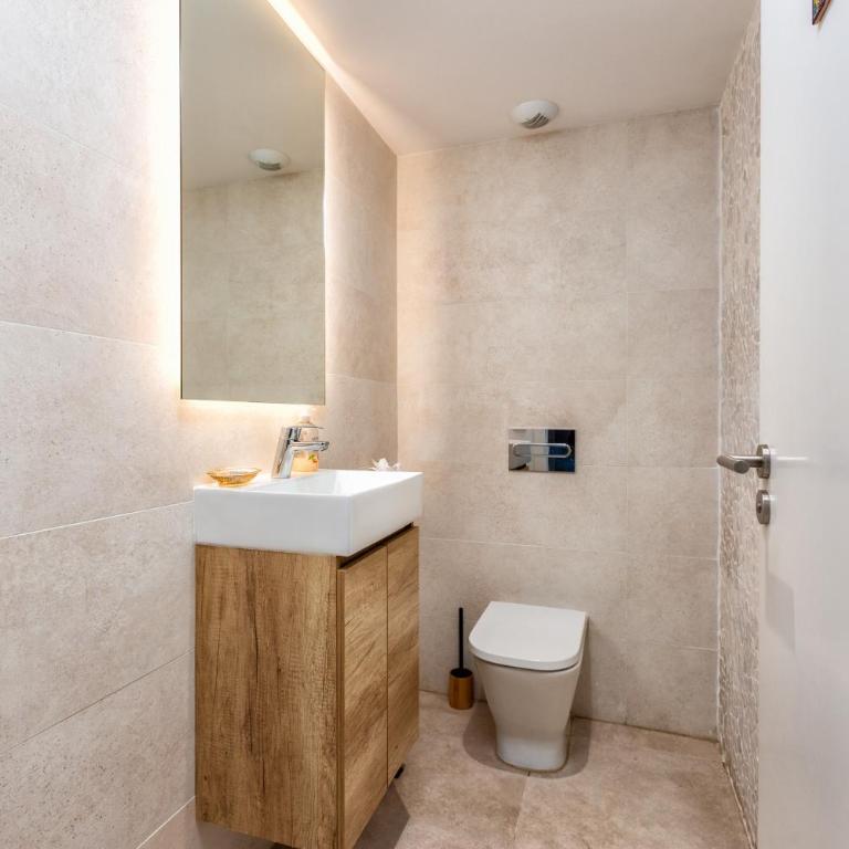 ViVi Homes - Marisol Pool, Sauna, Gym, Spa & Beach - Ferienhaus mit 3 Schlafzimmern - 46