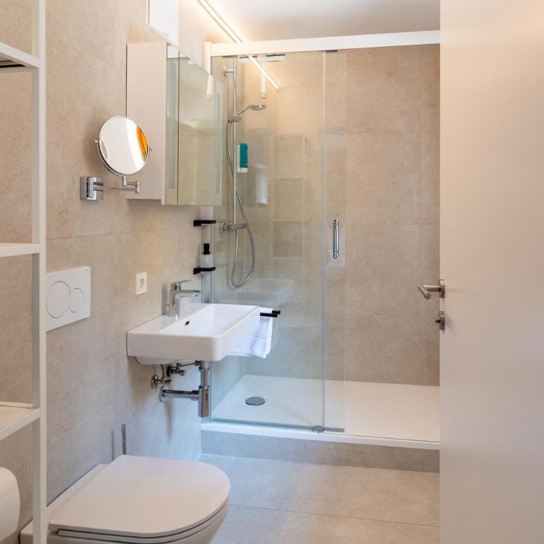 Eden Apartments Vista Lago - One-Bedroom Apartment with Terrace - 18