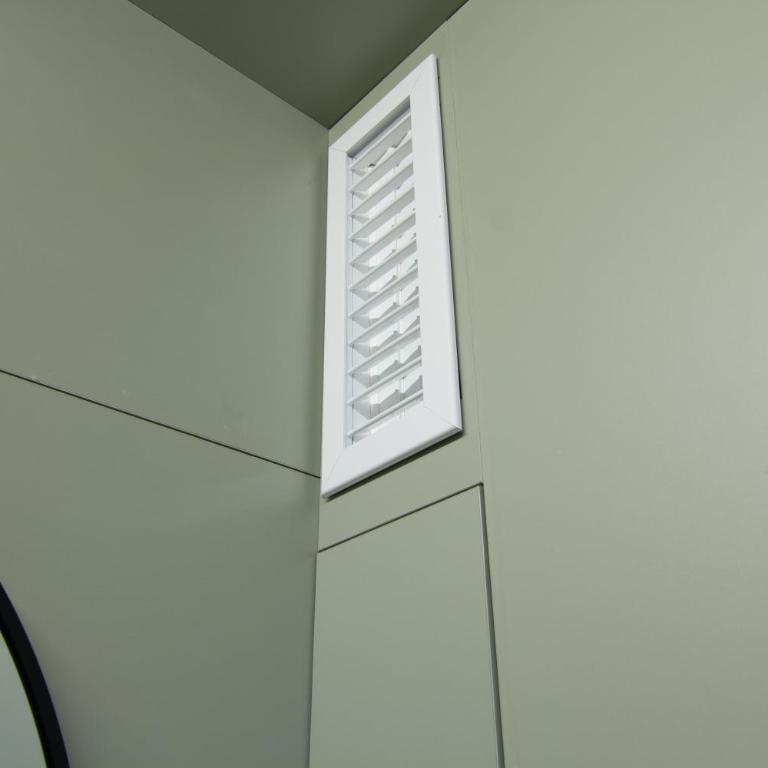 Hostel Superlativo Vialia I - Private Lower Capsule - 7