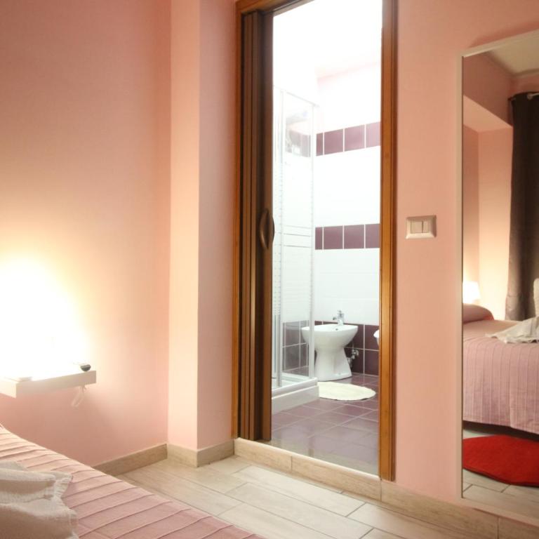 Nemi rooms - Camera Matrimoniale con Bagno Privato - 6