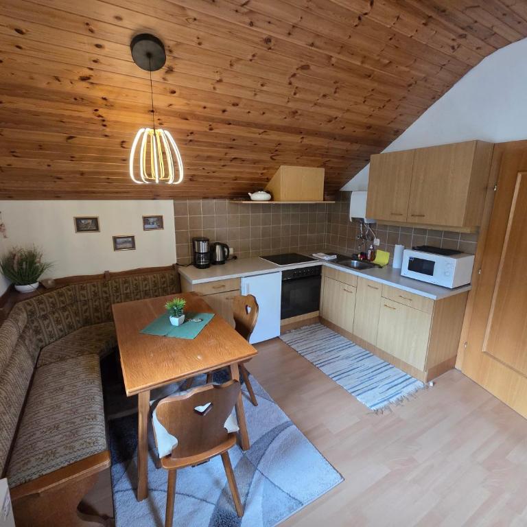 Chalets Sportgastein - Two-Bedroom Apartment - 3
