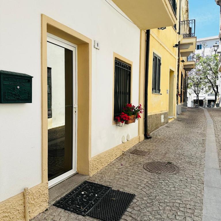 Victoria - One-Bedroom Apartment - 18