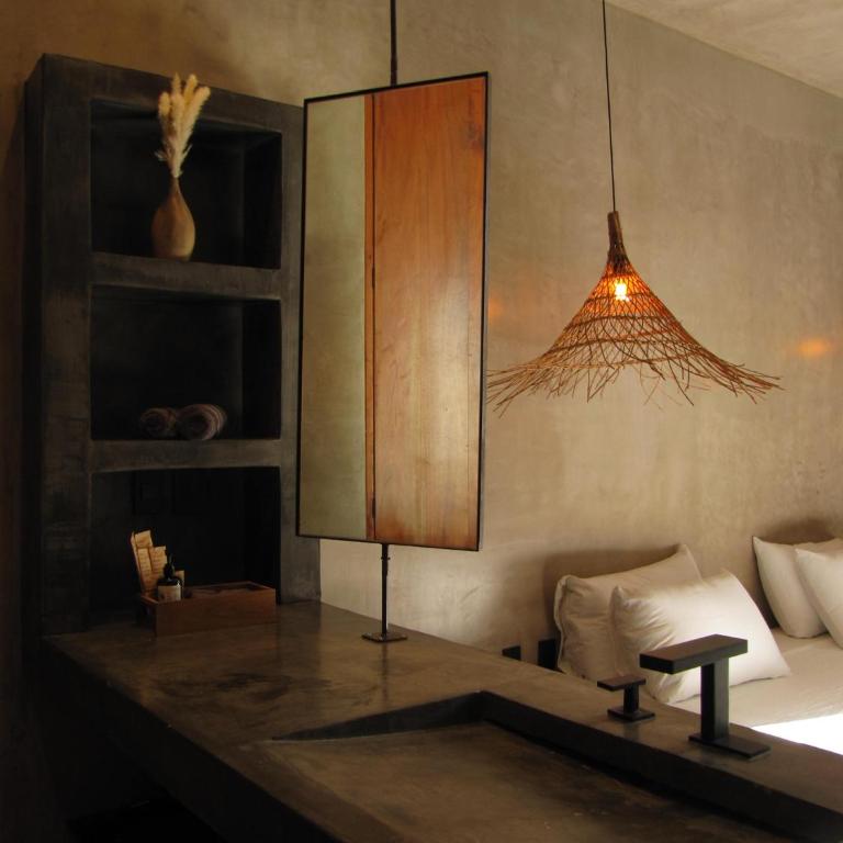 Hotel Amadeo - Deluxe Double Room with Balcony - 2