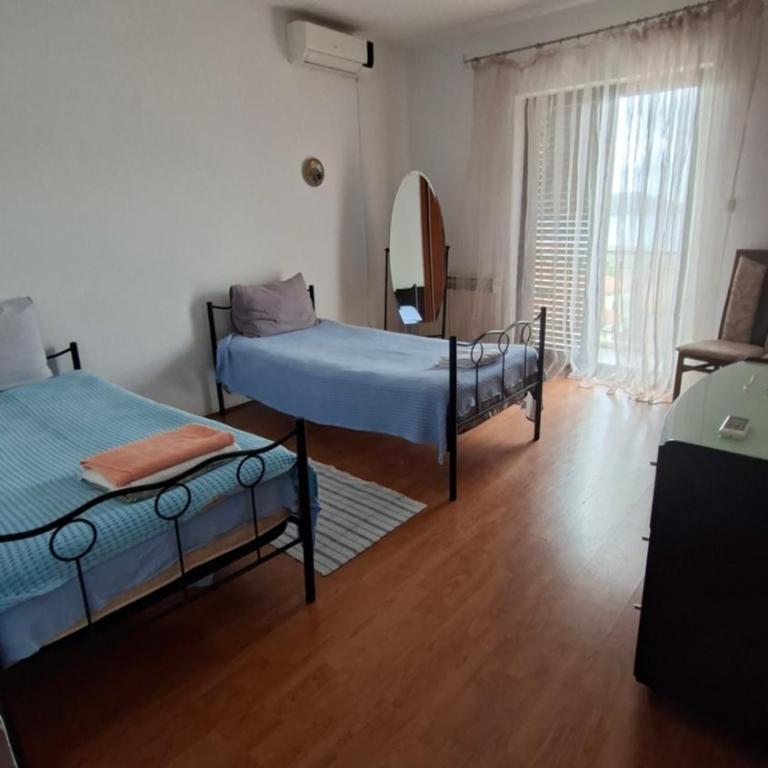 Natalia Rooms Old Town - Budget Twin Room - 1