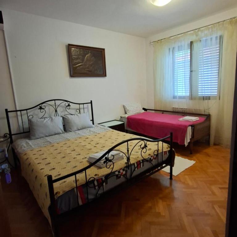 Natalia Rooms Old Town - Budget Triple Room - 1