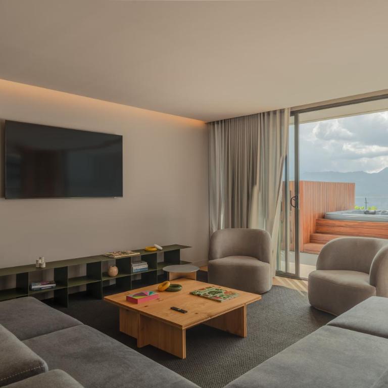 Wake BioHotel, a Member of Design Hotels - Three-Bedroom Superior Apartment - 6