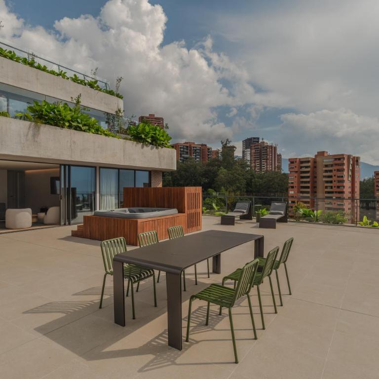 Wake BioHotel, a Member of Design Hotels - Three-Bedroom Superior Apartment - 3