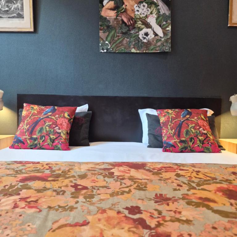 Hotel Du Cygne Tours - Chambre Double ou Lits Jumeaux Supérieure Deluxe - Accessible Uniquement par des Escaliers - 3