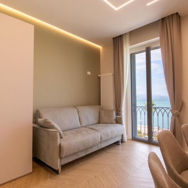 Live in Gaeta - Two-Bedroom Apartment with Terrace and Sea View - 7