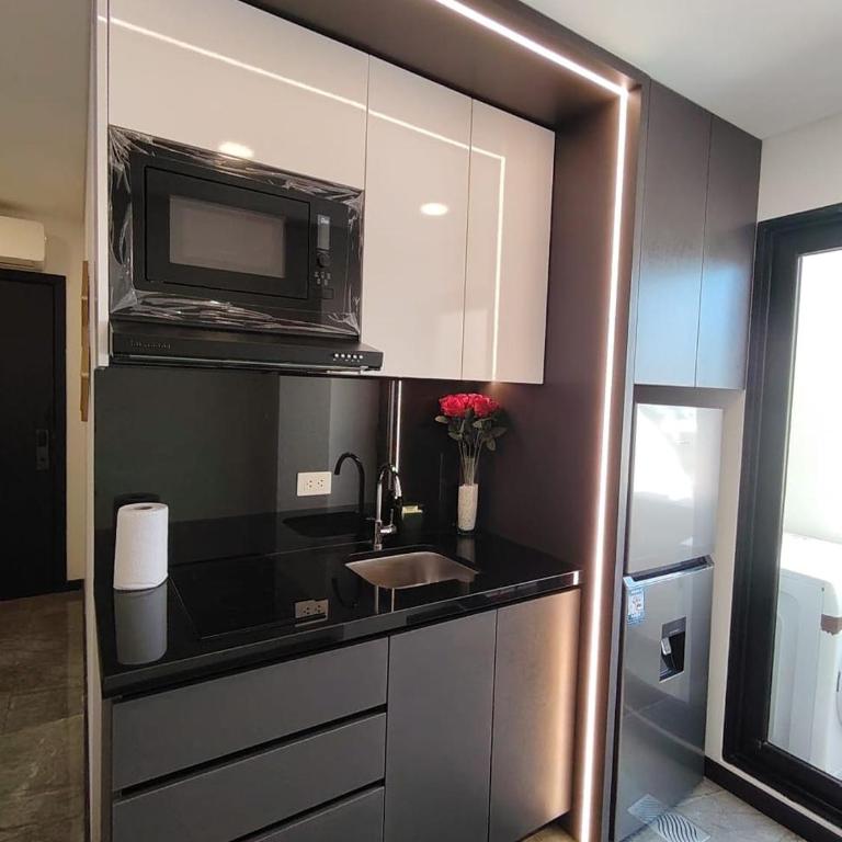 Apartamento elegante con piscina a pocos pasos del centro comercial Brisas - Two-Bedroom Apartment - 28