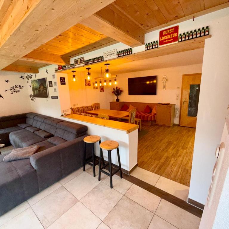 Ferienwohnung Geisslein - Three-Bedroom Apartment - 3