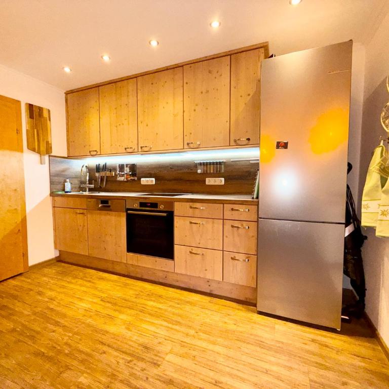 Ferienwohnung Geisslein - Three-Bedroom Apartment - 4