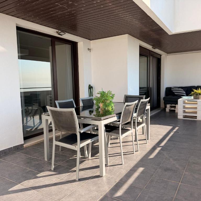 Camarate Golf Casares Luxury Apartment - Two-Bedroom Apartment with Balcony and Sea View - 2
