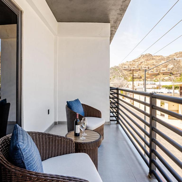 NEW Listing Walk to Downtown Cabo King Bed - Apartment - 12