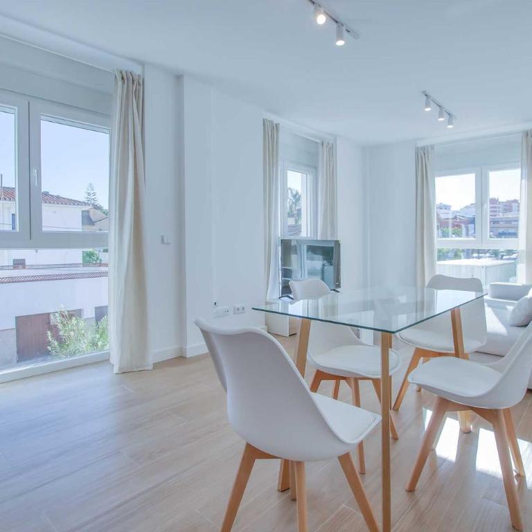Luxury Apartment Fuengirola 1 min to the Beach Downtown - Apartamento de 1 dormitorio - 9