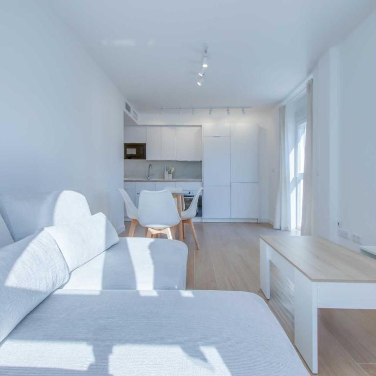 Luxury Apartment Fuengirola 1 min to the Beach Downtown - Apartamento de 1 dormitorio - 7