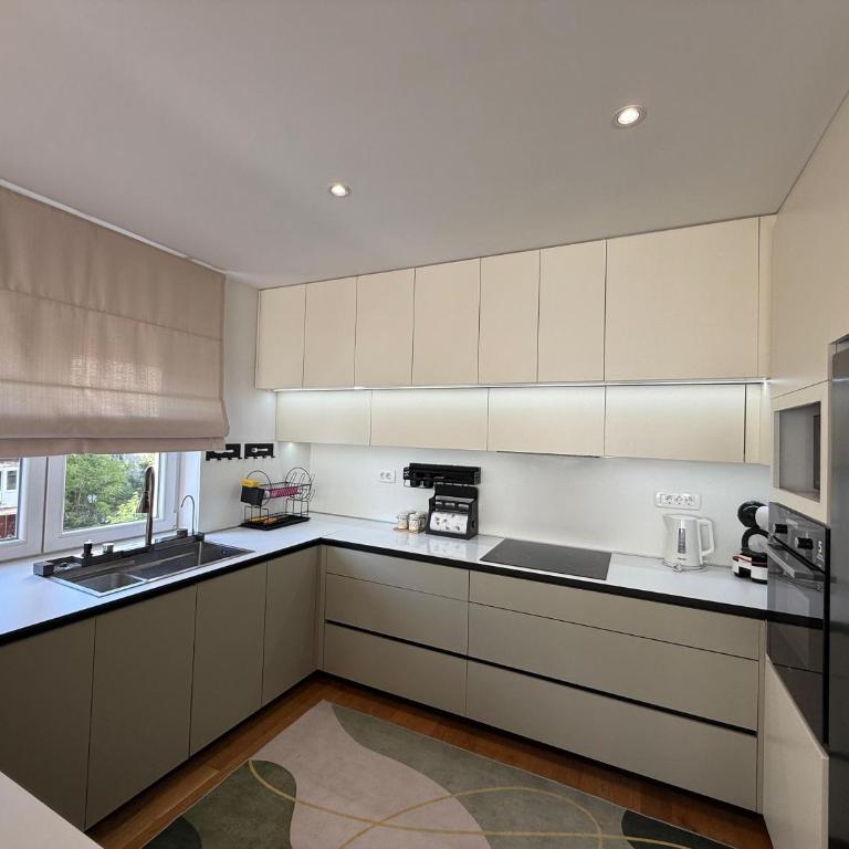 City Center Luxury Apartment - Superior Apartman sa 3 Spavaće Sobe - 10