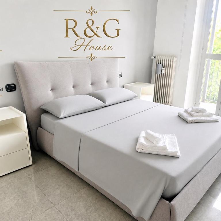R&G House - Appartamento moderno vicino alla metropolitana - Modern apartment close to the metro - Appartamento con 1 Camera da Letto - 2