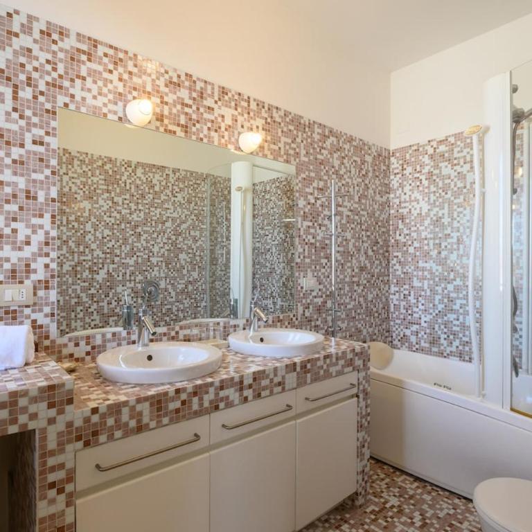 Vittoria Luxury Apartment I Centro Storico - Two-Bedroom Apartment - 20