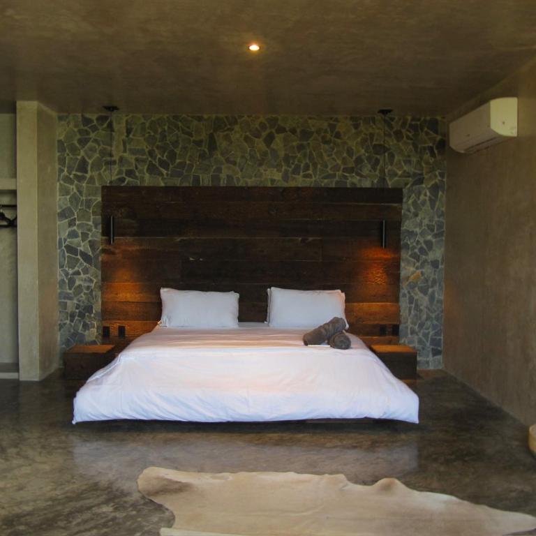 Hotel Amadeo - King Suite with Sea View - 12