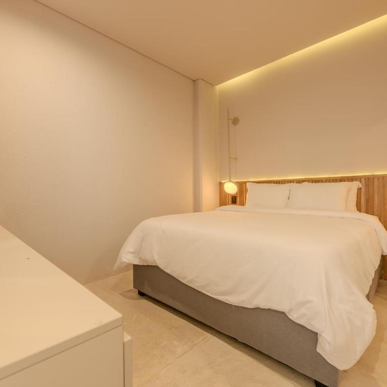 Amazing Luxury house Castalia 6BR - Seven-Bedroom House - 46
