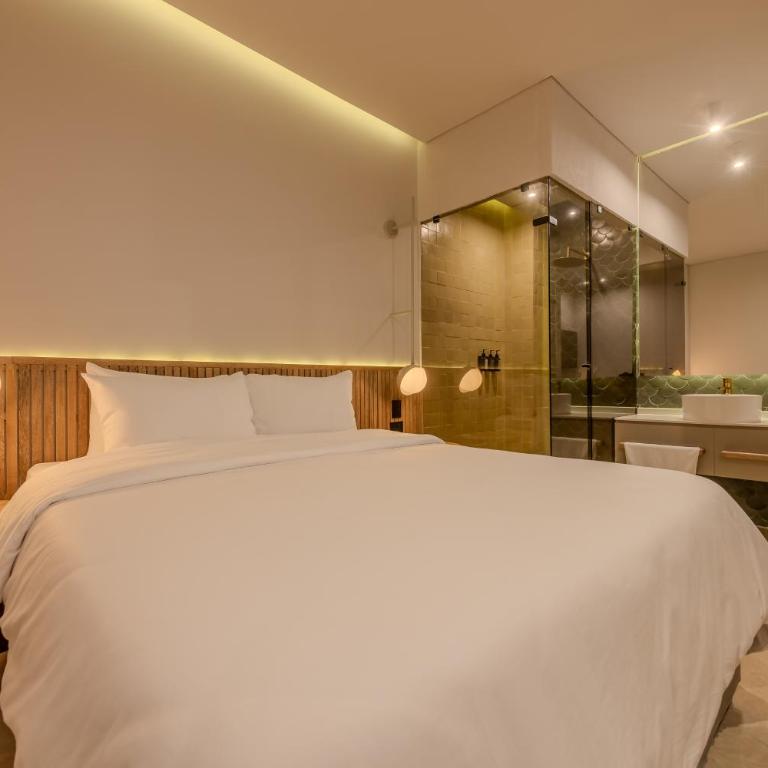 Amazing Luxury house Castalia 6BR - Seven-Bedroom House - 13
