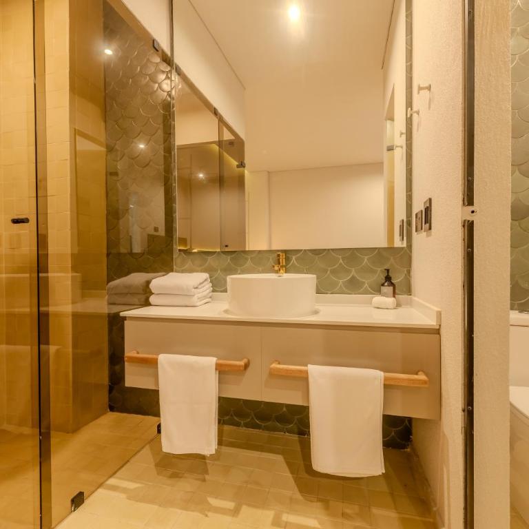 Amazing Luxury house Castalia 6BR - Seven-Bedroom House - 39