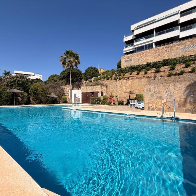 Camarate Golf Casares Luxury Apartment - Two-Bedroom Apartment with Balcony and Sea View - 9