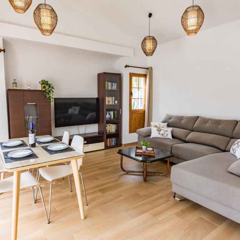 Lovely and charming villa VT with big terrace - Two-Bedroom House - 52