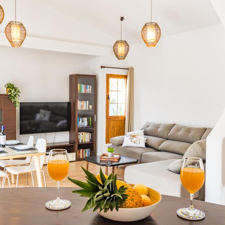 Lovely and charming villa VT with big terrace - Two-Bedroom House - 35