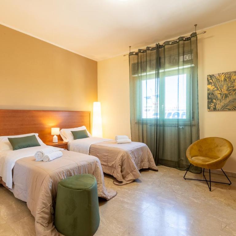 La Zagara Rooms - Porto di Milazzo - Camera Familiare Standard - 4