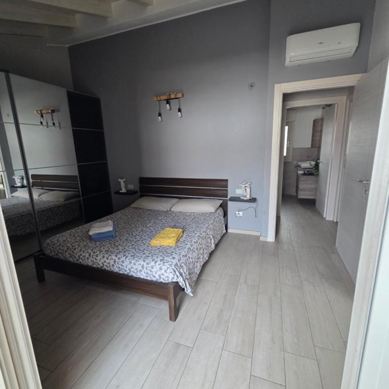 Attico Casa ReGa - private parking and bbq - Appartamento con 2 Camere da Letto - 4