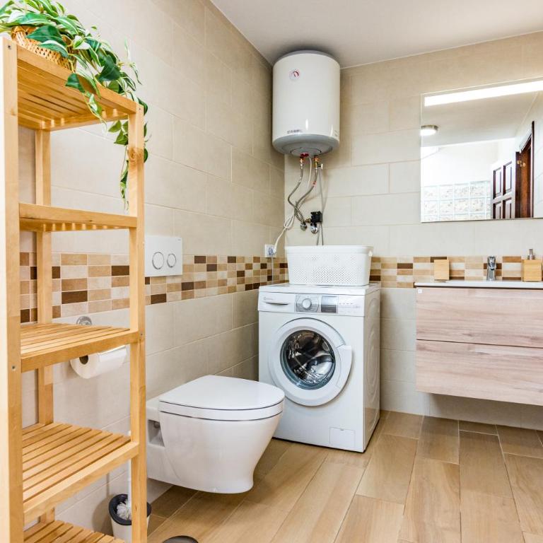 Lovely and charming villa VT with big terrace - Two-Bedroom House - 17