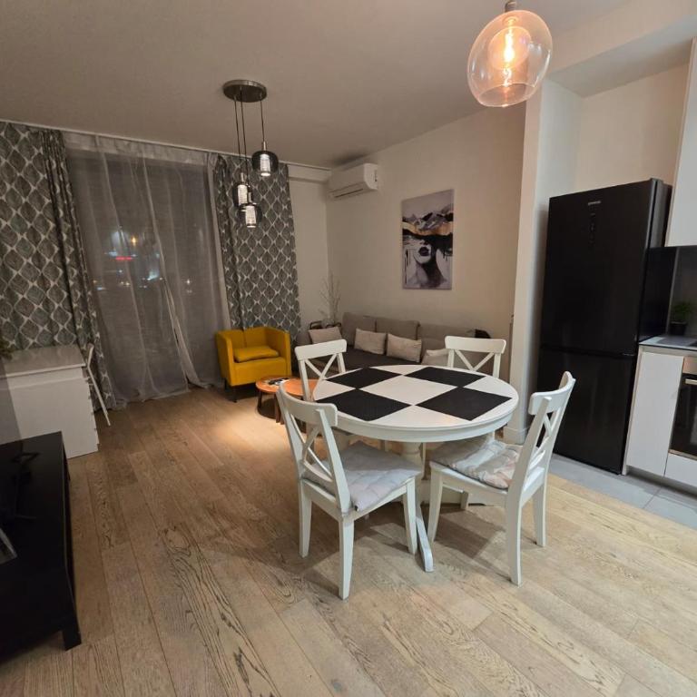 Aqua Delux 2 BDR - Two-Bedroom Apartment - 1