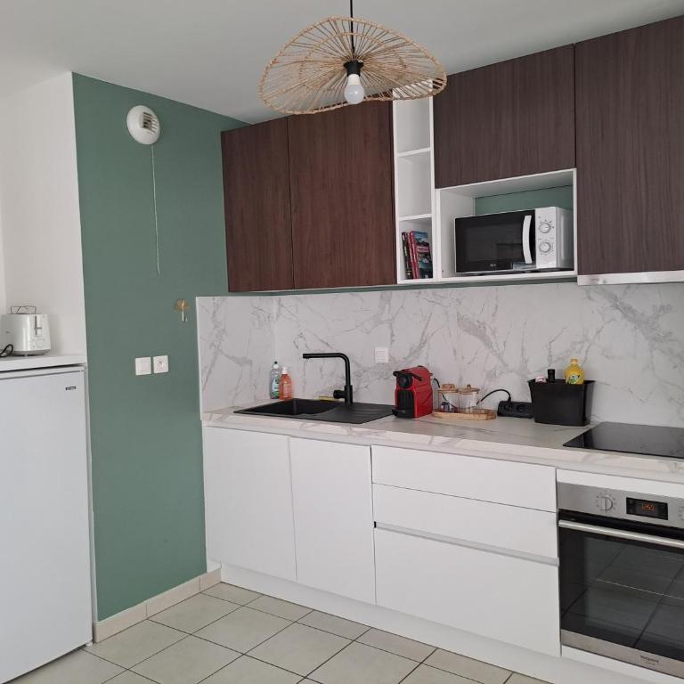 Le Benvegnu - One-Bedroom Apartment - 2