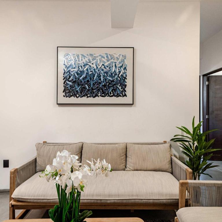 NEW 2BR Apartment Walk to Marina & Downtown - Apartment - 13