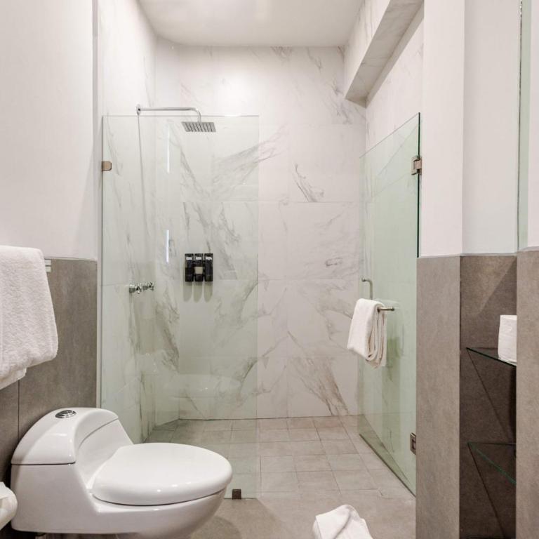 NEW 2BR Apartment Walk to Marina & Downtown - Apartment - 17