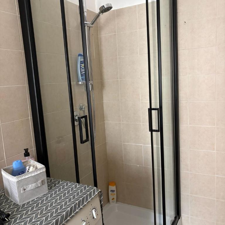 I Tulipani - Appartamento con 2 Camere da Letto - 9