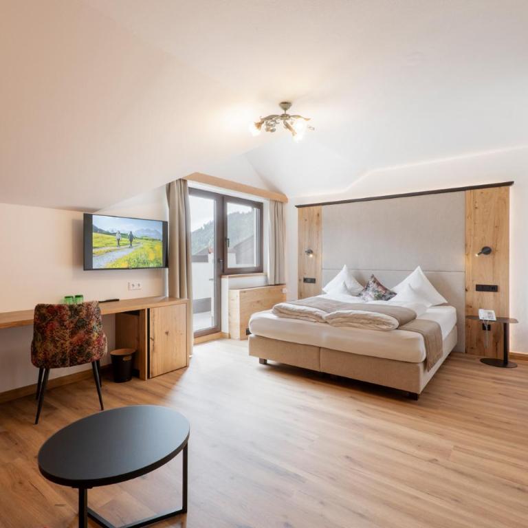 Hotel AlpenSchlössl - Comfort Familienzimmer - 5
