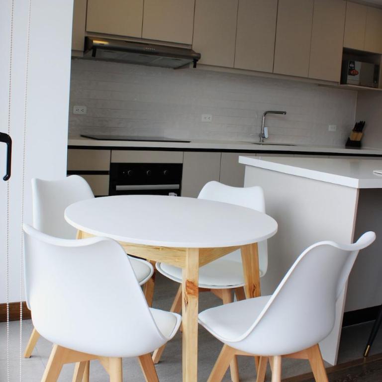 Prime Location Apartment 2 beds 2 baths Av Ordoñez Lasso - Two-Bedroom Apartment - 13