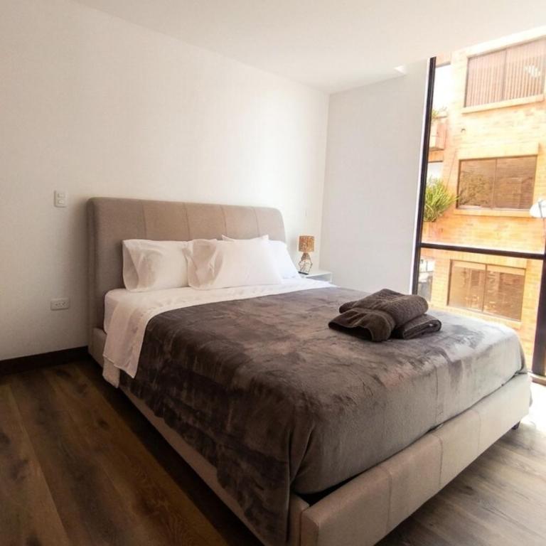 Prime Location Apartment 2 beds 2 baths Av Ordoñez Lasso - Two-Bedroom Apartment - 17