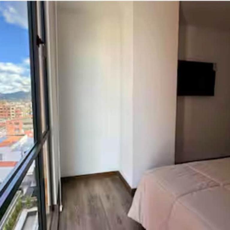 Prime Location Apartment 2 beds 2 baths Av Ordoñez Lasso - Two-Bedroom Apartment - 18