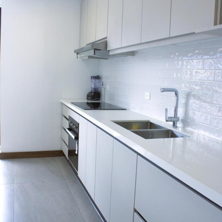 Prime Location Apartment 2 beds 2 baths Av Ordoñez Lasso - Two-Bedroom Apartment - 24