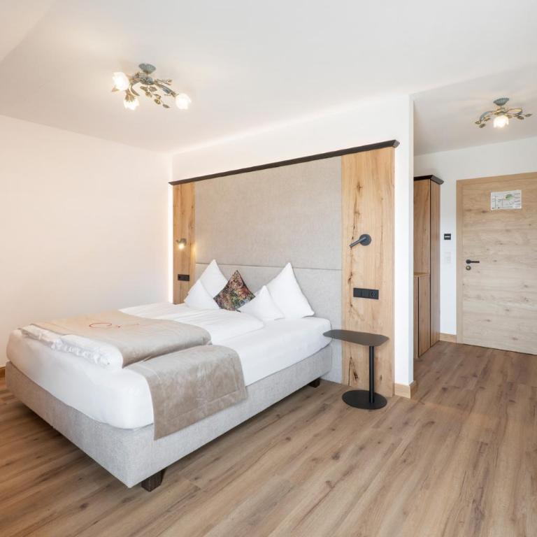 Hotel AlpenSchlössl - Familienzimmer (2 Erwachsene + 2 Kinder) - 7